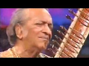 Ravi Shankar, Sitar Master and Beatles Star, Dies at 92