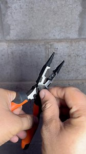 30K views · 124 reactions | Pinzas eléctricas para pelar cable #tools #construction #Milwaukee | OnlyClips | Facebook