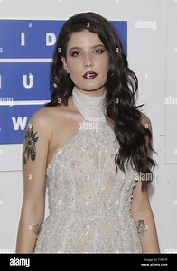 Halsey arrives on the red carpet at the 2016 MTV Video Music Awards at Madison Square Garden in New York City on August 28, 2016. Performers at the 2016 MTV VMA's include Rihanna, Britney Spears, Ariana Grande and Nicki Minaj.       Photo by John Angelillo/UPI Stock Photo - Alamy