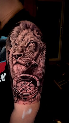 🌈tattoo Lion , compass realistic style 🌈 👽 t a t t o o a r t i s t s :; t a i ช่ า ง ต่ า ย 👽 ▪️▪️▪️▪️▪️▪️▪️▪️▪️▪️▪️▪️▪️▪️ | Ju Tattoo Smallroom Bangsean ร้านสักลายบางแสน