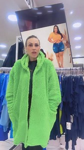 #plussizemodel #modaplusjovem #lojaplussize #explore #viral #mulher #lojaonline #saia #saiajeans #croped | Claudia Guisso Plus Size