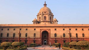 New Parliament House: Women MPs Share Old Parliament House Memories Through Handwritten Notes  | Herzindagi