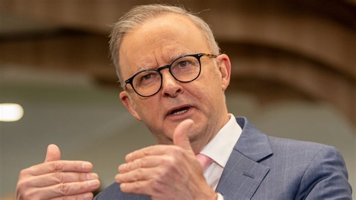 Sky News host Sharri Markson slams Prime Minister Anthony Albanese “downplaying” the recent synagogue attack. | Sky News Australia