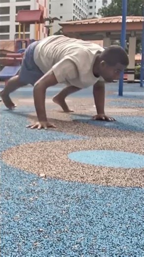 Lizard crawl #animalmovement #movementtraining
