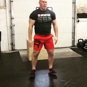 Practicing my levitation skills 😮😁‼️ • Seriously though, if you want a bad ass leg burner 🔥, try this‼️ • 10 reps each exercise all three in a row: • 1a. Jump Lunges 1b. Speed Squats 1c. 1/4 Squat Jumps • For Power gains, REST until heart rate is down TO PRETTY MUCH NORMAL and go again. 3-5 sets max. Every rep as powerful as the very 1st ones‼️ • For MetCon, getting that glycolidic burn and heart pumping the whole time, rest 30sec and repeat for four more sets‼️ • Now go get some‼️ • Always G