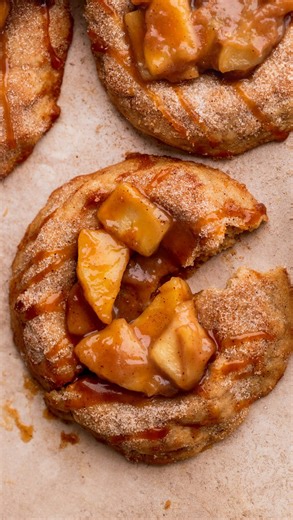 3.7K views · 137 reactions | Caramel Apple Pie Cookies These cookies are full of cinnamon and dipped in cinnamon sugar. It is topped with apple pie filling and caramel. Get the recipe in my bio. #applepiecookies #applecookies #saltedcarmel | Stephanie's Sweet Treats | Facebook