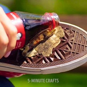20 unexpected Coca-Cola hacks you'd love to try. 😋 | 5-Minute Crafts Teens