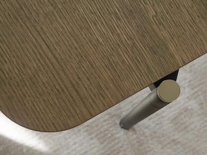 Rassemblez vos proches autour de la table Augusta. Avec un design minimaliste et une rallonge intégrée, cette table extensible est moderne et tout simplement raffinée. Découvrez la table Augusta, à partir de 2129€ : http://bit.ly/3K0b8Jr | BoConcept