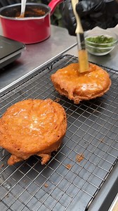 13K views · 44 reactions | Cornbread Chicken Chili Burger! Get ready for a flavor explosion with this recipe  | Chefclub GruB | Facebook