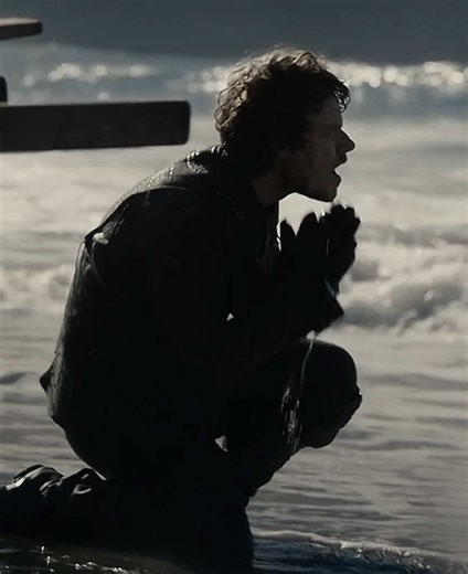 Understanding Theon Greyjoy's Character in Game of Thrones