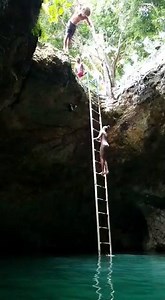 On a scale of 1 to 10, how would you rate this dive? Our belief is that this young man belongs in the Olympics. 👏🏽💚🇯🇲 💦 | Blue Hole Mineral Spring | Jamaica