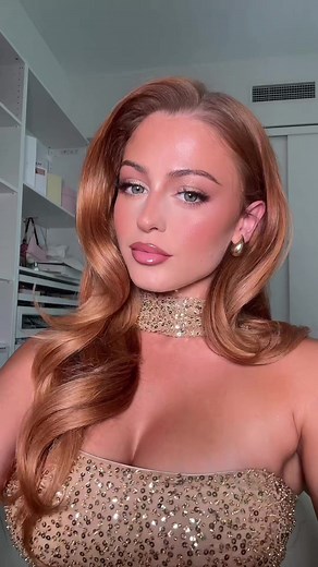 Stunning Gold Makeup Tutorial for Winter Nights