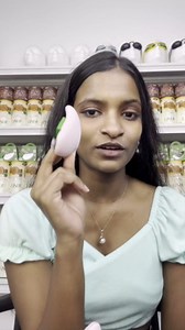 Makeup Sponge Set For Foundation Concealer, Triangle Powder Puff Soft Sponges Blender, Latex Free Blender Sponge For Liquid, Cream, and Powder Seamless & Flawless Makeup (GreenPink 3Pack)