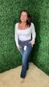 40K views · 1.2K reactions | I am now obsessed with blue jeans after all these years!!  #bluejeans #jeans #PerfectFit | Chelsey Marie | Facebook