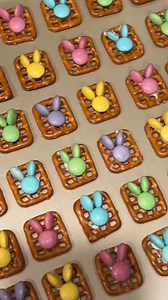 1K views | Anything planned for this Easter? We've got a few homemade ideas to do with family and friends. You'll just need M&Ms, pretzels, and white chocolate chips!  And if you're missing the baking tray, we've got plenty of options! - Check them out at the link in the bio.  by Colleen.fusco #easter #eastersunday #baking #bakinglove #bakingtime #cooking #cookingtime #matchboxmoments | Matchbox | Facebook