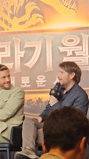 With dinosaurs stomping back onto the big screen this summer, the stars of "Jurassic World Rebirth" made a promotional stop in Korea. Actors Scarlett Johansson, Jonathan Bailey, Rupert Friend and director Gareth Edwards landed in Seoul on Tuesday to meet fans and press ahead of the film’s theatrical rollout the next day. The new installment — the seventh in the "Jurassic Park" franchise — follows an expedition into remote equatorial zones, where a team seeks to extract prehistoric DNA in a bid t