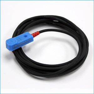 [Hot Item] Square Shape 4mm NPN Proximity Inductive Sensor for 24V Applications