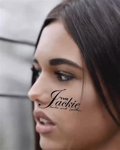 Meet LYRA, from the Jackie Leathers collection — made from exquisite grainy leather, a vegetable-tanned hide with rich natural texture. Garment-washed and hand-polished for a used touch, LYRA features contrasting wide-knit details and detachable high cuffs, letting you wear it two ways: with ¾ sleeves or with wool cuffs. #thejackandjackieleathers #JackieLeathers #TheJackAndJackie #GrainyLeather #MadeInItaly #LeatherJacket #SustainableLuxury #HandcraftedStyle #ItalianDesign #leatherjackets ##Wome