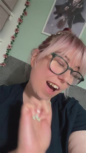 Amy Louise Schultz on TikTok
