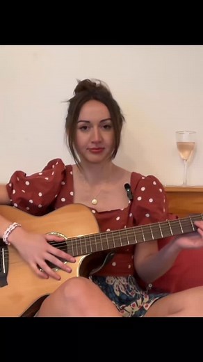 Red Flag Personality (Tipsy Version) Full version in bio/on TikTok @hebegilham Lyrics: You're not my type You're not even close to what I normally like An attractive under-achiever Who I can tell has a very big ego OK that bit's my type But not even on purpose, it's just people I find And I guess you're also pretty unruly When we met we went to bed at like half 3 (4) I'm wearing your bracelet I'm texting you back Feeling like I am taken This is absolutely gonna end so so bad CHORUS I can't take