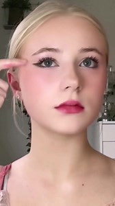 Make up me 😂 | Annabel Hughes