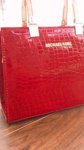 5 comments | Removable & Adjustable short strap - Top zip closure - Single compartment - Top Plastic Handles Shop now at www.millilegacy.com #handbags #leather #handmade #shoulderbag #crossbodybag #bag #sunday #holiday #funnyvideos #fun #video #love #fashion #sale #best #laptop #laptopbag #women #womenbagshop #handbags #shoulderbag #crossbodybag #trending #wedding #Purse #crossbody #clothingbrand #maxi #leatherbag #viral | Milli legacy | Facebook