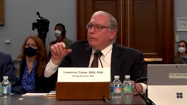 NIH ‘FOIA Lady’ who taught Fauci adviser how to ‘make emails disappear’ will plead the Fifth to House COVID subpoena