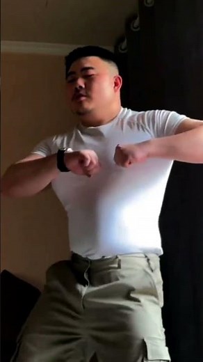 Asian Muscle Bear Chest Dance