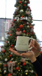 Dernière chance de trouver le cadeau idéal pour les amateurs de Lexus ! Ne manquez pas notre gamme d'accessoires Lexus variée et abordable. Venez nous rendre visite dès maintenant pour faire plaisir à vos proches. #Lexus #LexusBoutique | Lexus Laval