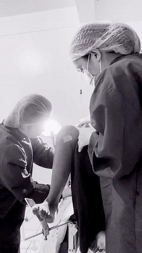 15K views · 427 reactions | Normal spontaneous delivery 殺 #reelsfypシ #midwifeatyourcervix #patientcare #reelsvideo | Isang Vlog | Facebook