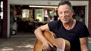Se Bruce Springsteen berätta om inspelningen av det klassiska albumet The River. Demos, outtakes, outgivna bilder och Bruce på sin garageuppfart med en akustiska gitarr. Se Bruce Springsteen - The ties that bind i kväll 21.00 i SVT2 och SVT Play. | SVT Dokumentär
