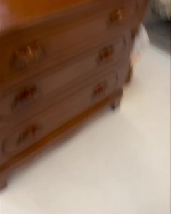 BOOTH CM | Rusty Rooster