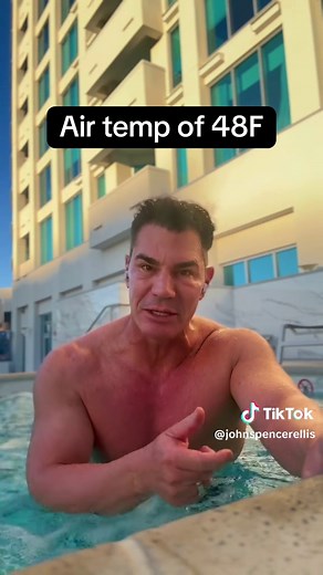 According to medical science, particularly studies on heat therapy, regular hot tub or jacuzzi use can promote longevity by mimicking exercise benefits, activating heat shock proteins, improving cardiovascular function, reducing inflammation, enhancing blood flow, lowering blood pressure, and potentially decreasing all-cause mortality. A large Finnish study linked frequent heat exposure (similar to hot tubs) to a 40% mortality reduction when done 4-7 times weekly. Other research shows hot immers