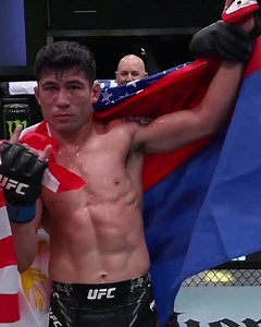 The Hurricane has arrived! 🌪️ 🇵🇭🇺🇸 Hyder Amil showing flashes of brilliance in his Octagon debut at #UFCVegas86! | UFC