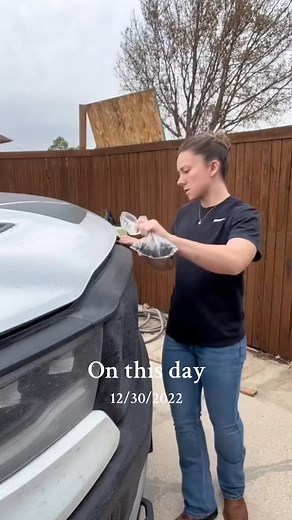 This may have been the first year Iowa wasnt below freezing. Birmally my windshield wiper line frezes and pops off. #onthisday #lesbiansoffacebook #wlw #lgbt #lesbian #belowhermouth #dallas #lgbt #queerfacebook #fyp #queertok | Lori Smith Capra