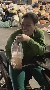 11K views · 648 reactions | Hãy chia sẻ yêu thương mỗi ngày bạn sẽ nhận về niềm vui và hạnh phúc♥ Cảm ơn đời mỗi sớm mai thức dậy lại cho ta thêm một ngày để chia sẻ yêu thương殺 | Nhi Lầy chia sẻ yêu thương | Facebook