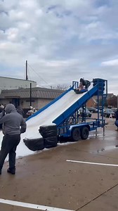 Rain AND shine we “merried” hard yesterday! So much fun for all! Who made it out? 🎄🎅🏻 | Downtown Rockwall Texas