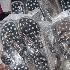 2.1K views · 68 reactions | SHOES Rs100 ️THURSDAY 9AM TO 4PM ️SATURDAY 9AM TO 4PM ️SUNDAY 8AM TO 11am ️ Monday and tuesday 9am to 4pm ퟱퟴퟬퟲퟰퟭퟴퟭ 혰혳 ퟱퟳퟲퟮퟱퟯퟰퟬ 혰혳 ퟱퟴퟯퟱퟬퟬퟭퟳ Visit us at: AVENUE PERUCHE 1 MORC.RAFFRAY PAILLES(near masjib abu zhurr) https://maps.app.goo.gl/CXYGoKBXLQSvjRyQ9 Shop name:- 퐌퐎퐎퐍 퐅퐀퐁퐑퐈퐂 | Moon Fabric | Facebook