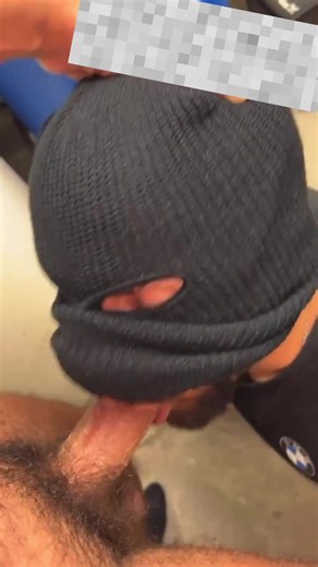 Married BMW worker sucks straight Arab in his showroom