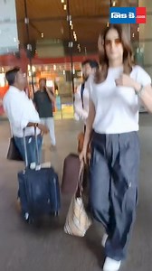 21 reactions |  Kriti spotted at the airport! #KritiSanon #KritiSanonHottest #AirportFashion #CelebrityStyle #Bollywood #InstaFashion #StyleIcon #GlamLook #KritiVibes #FashionGoals #BollywoodStars #BollywoodFashion #StyleInspiration #ChicLook #bollywoodnews #entertainmentnews #celebrity #star #bollywoodstar #staricon #television #bollywoodstars #actors #actress #bollywoodfun | Gujaratimidday.com | Facebook