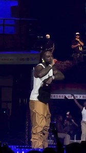 89K views · 3.5K reactions | Odogwu you bad, filè fùn Burna 轢 | Entertainment Daily | Facebook