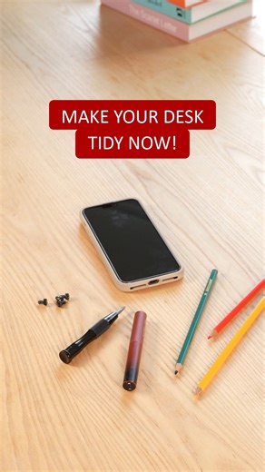 Declutter your workspace now! ✨ Monitor MSI PRO series dengan slot aksesori siap merapikan ruang kerja kalian dengan mudah. 📌 Model yang direkomendasikan: PRO MP275 E2 PRO MP252 E2 PRO MP242A E2 Temukan lebih banyak 🔍 https://msi.gm/id-pro-monitor #ProSeries | MSI Gaming