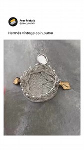 Vintage Hermès coin purse serving main character energy ✨ Some pieces never go out of style 🤎 @peermetals --------------- #hermesvintage #luxuryvintage #vintagefinds #coinpurse #luxuryaccessories #vintagestyle #designervintage #luxurylifestyle #timelessluxury #vintageluxury #heritage #craftsmanship #luxurygoals #vintagecollection #authenticvintage | PeerMetals