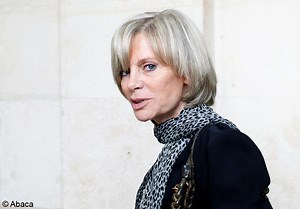 Mairie de Paris : Elisabeth Guigou soutient Anne Hidalgo - Elle