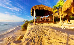 Start the week by taking a few minutes to relax on this paradisiacal beach in Playa Del Carmen in Mexico! 🏖🏖🏖 For more beach immersive video, check out our large collection here: https://blend.media/library?category=&q=beach | 360 Videos