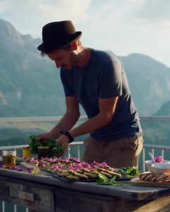 2.8K reactions · 420 shares | Le côté sauvage de la nature! Apprends lors d’une randonnée les utilisations culinaires et médicinales des plantes sauvages! | Switzerland | Facebook
