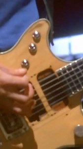 1.8K views · 6.4K reactions | Mais uma pancada do Malcolm! Tocando riff de Jailbreak em Donington em 1991. #acdc #MalcolmYoung | AC/DC Brasil | Facebook