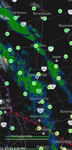 Currently in Evansville we have some light rain with the temperature at 45 degrees. We are still expecting the changeover to snow later tonight still looking at a dusting maybe an inch in some areas. Forecaster JB #OhioValleyWeather #Evansville #Princeton #Vincennes #Newburgh #Jasper #Owensboro #Madisonville #INwx #ILwx #KYwx #HendersonWatch | Ohio Valley Weather Watch