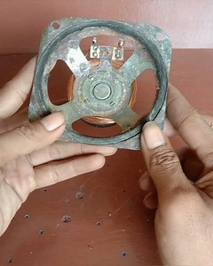 The free energy generator coil runs itself using speaker magnets | Free Energy Generator