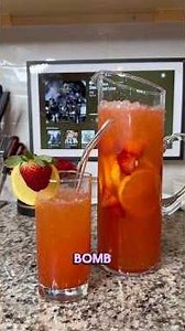 Homemade Strawberry Lemonade | Easy & Refreshing Recipe